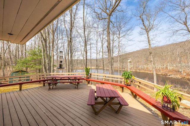 685 Norwich Avenue, Colchester, CT 06415