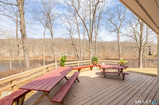 685 Norwich Avenue, Colchester, CT 06415