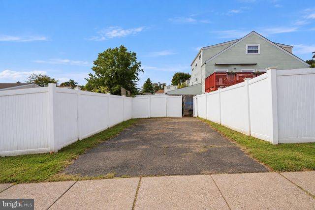 1326 CLOVERLY ROAD, Warminster, PA 18974