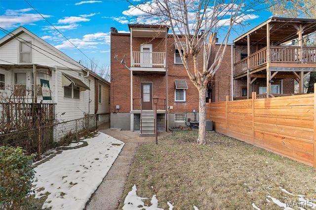 5714 Morganford Road, St Louis, MO 63116