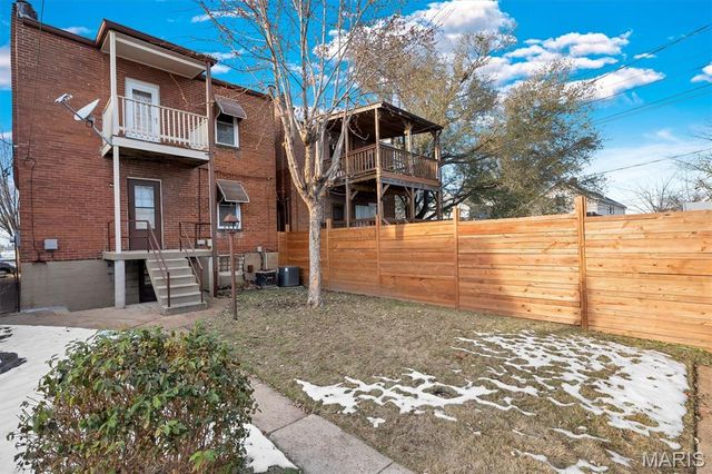 5714 Morganford Road, St Louis, MO 63116