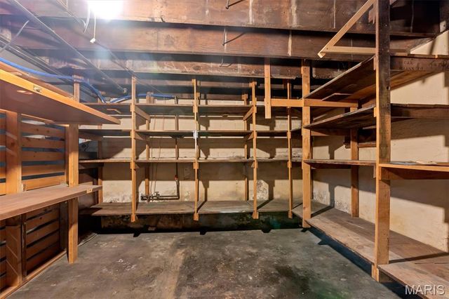 5714 Morganford Road, St Louis, MO 63116