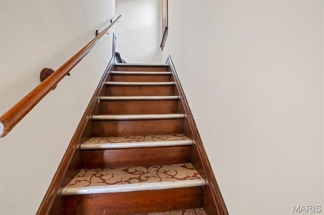 5714 Morganford Road, St Louis, MO 63116