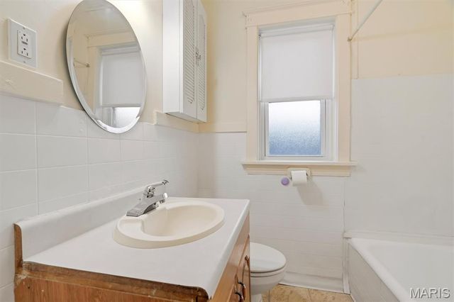 5714 Morganford Road, St Louis, MO 63116