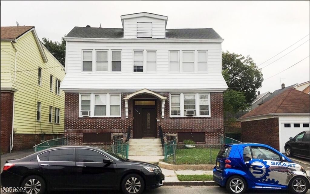 432 Leslie St, Newark City, NJ 07112