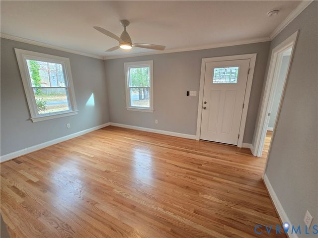 215 Naglee Ave, Sandston, VA 23150