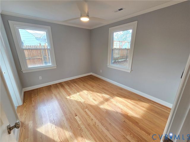 215 Naglee Ave, Sandston, VA 23150