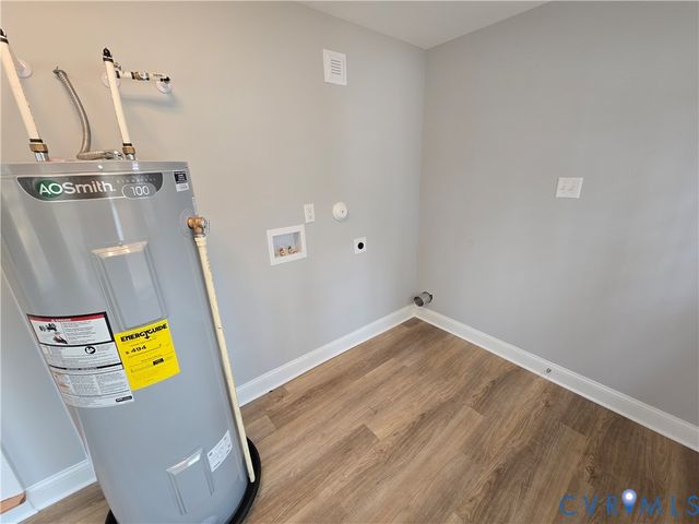 215 Naglee Ave, Sandston, VA 23150