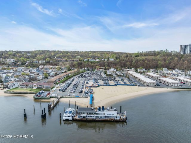 13 Locust Street, Highlands, NJ 07732