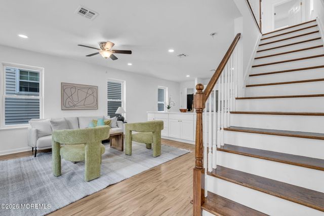 13 Locust Street, Highlands, NJ 07732