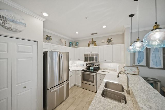 1473 GULF DRIVE N, Bradenton Beach, FL 34217