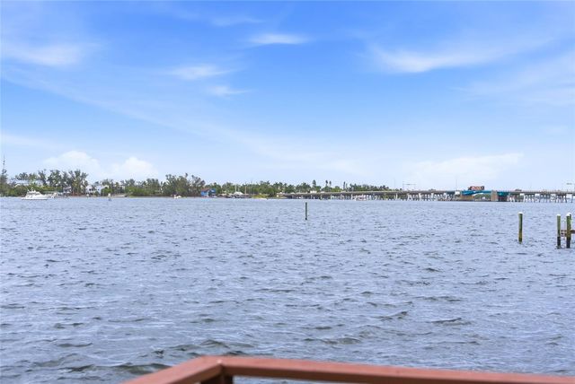 1473 GULF DRIVE N, Bradenton Beach, FL 34217