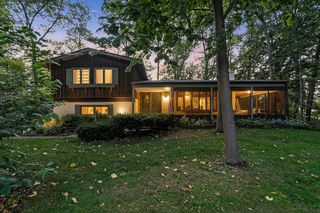 4135 Woodbury LANE, Mount Pleasant, WI 53405