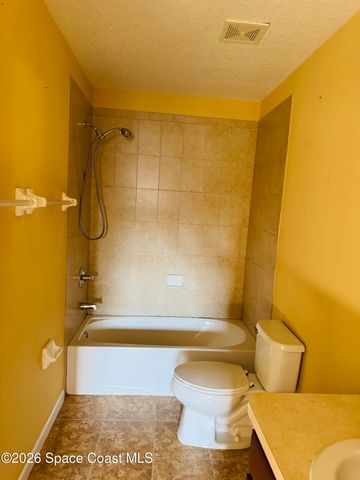 112 Broyles Drive SE, Palm Bay, FL 32909