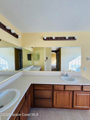 112 Broyles Drive SE, Palm Bay, FL 32909