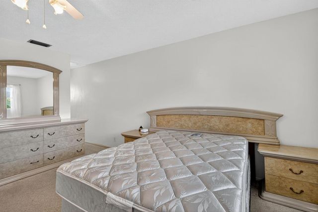 2152 NE 1st Way 205, Boynton Beach, FL 33435