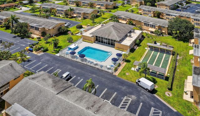 2152 NE 1st Way 205, Boynton Beach, FL 33435