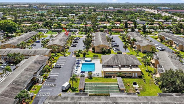 2152 NE 1st Way 205, Boynton Beach, FL 33435