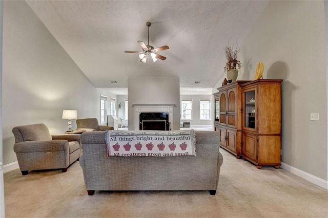 124 Edgewater Court, Braselton, GA 30517