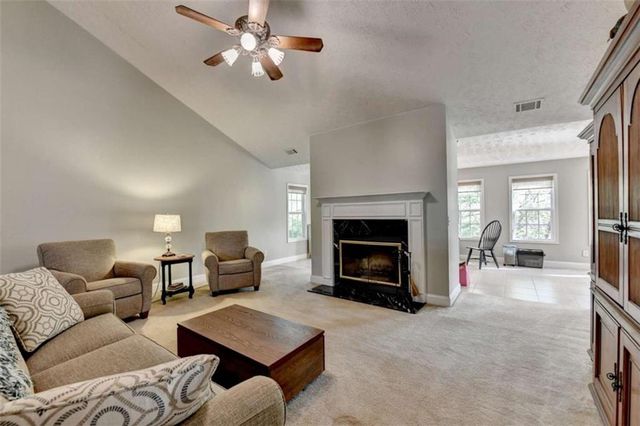 124 Edgewater Court, Braselton, GA 30517