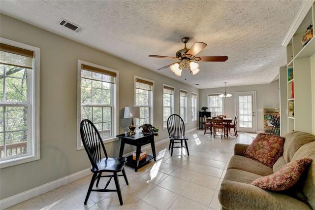 124 Edgewater Court, Braselton, GA 30517