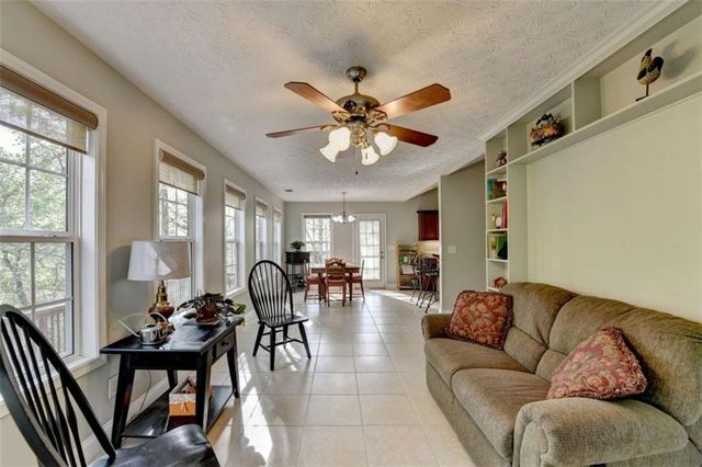 124 Edgewater Court, Braselton, GA 30517