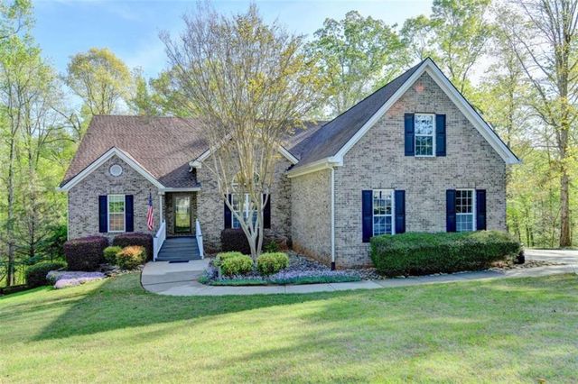 124 Edgewater Court, Braselton, GA 30517