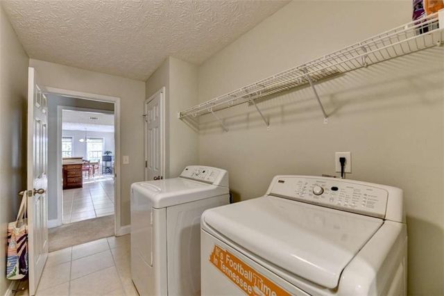 124 Edgewater Court, Braselton, GA 30517