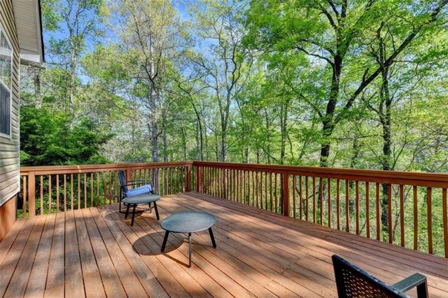 124 Edgewater Court, Braselton, GA 30517