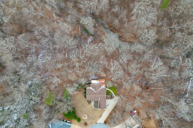 124 Edgewater Court, Braselton, GA 30517