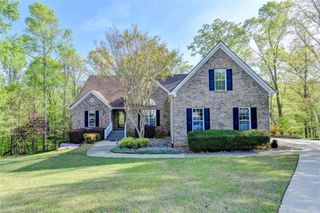 124 Edgewater Court, Braselton, GA 30517