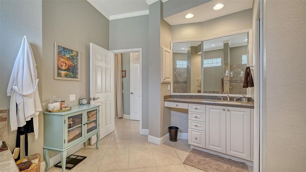 Image 29 of property listing at 9759 51ST TERRACE E, Bradenton, FL 34211