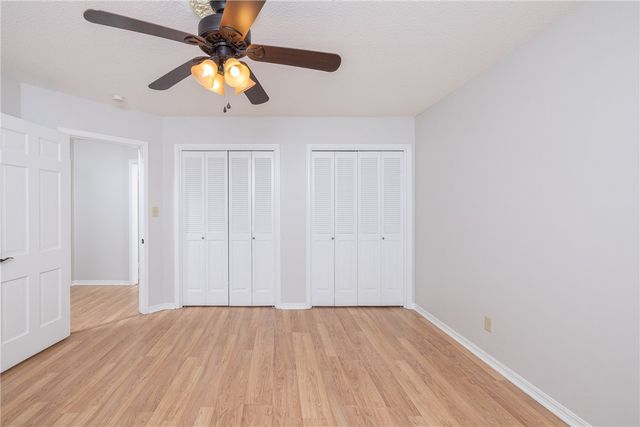 2926 N Loxley Avenue, Fayetteville, AR 72703