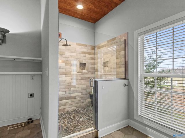 386 St Clair Drive, New Market, AL 35761