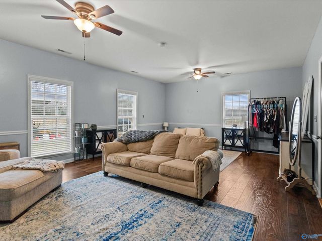 386 St Clair Drive, New Market, AL 35761