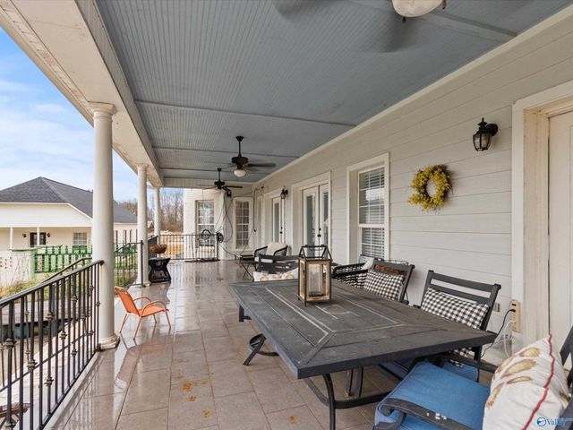 386 St Clair Drive, New Market, AL 35761