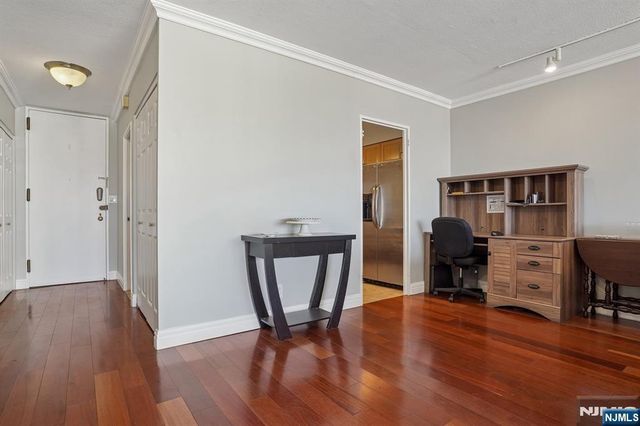5 Horizon Road 2304, Fort Lee, NJ 07024