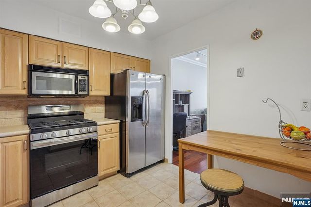5 Horizon Road 2304, Fort Lee, NJ 07024