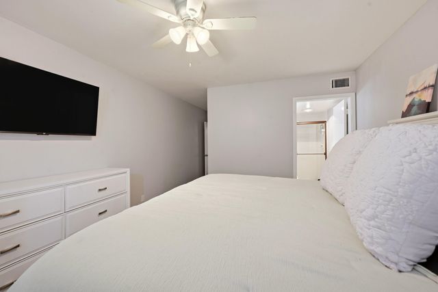 2181 Woolbright Road N106, Boynton Beach, FL 33426