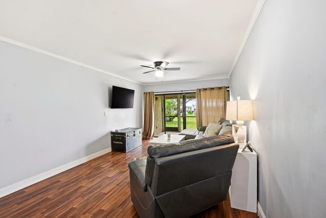 2181 Woolbright Road N106, Boynton Beach, FL 33426
