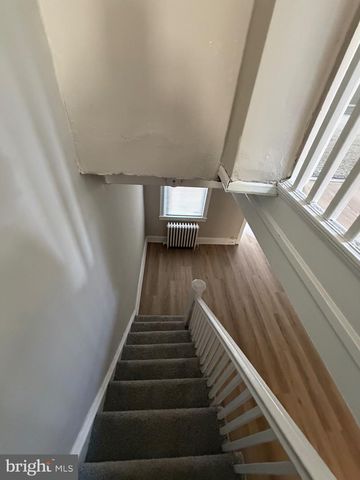 6904 DICKS AVE, Philadelphia, PA 19142