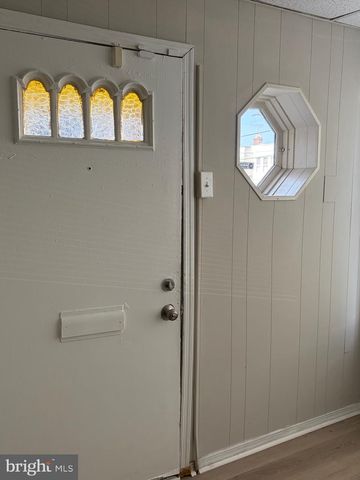 6904 DICKS AVE, Philadelphia, PA 19142