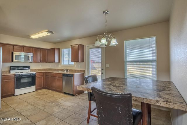 5844 MEGAN Street, Santa Teresa, NM 88008