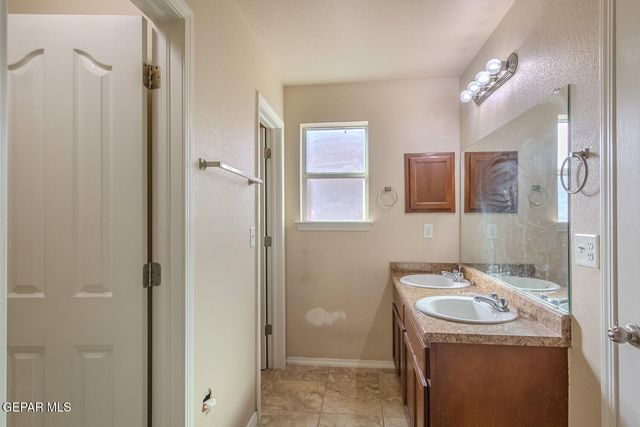 5844 MEGAN Street, Santa Teresa, NM 88008