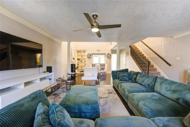 5830 Sampley Way 5830, Houston, TX 77092