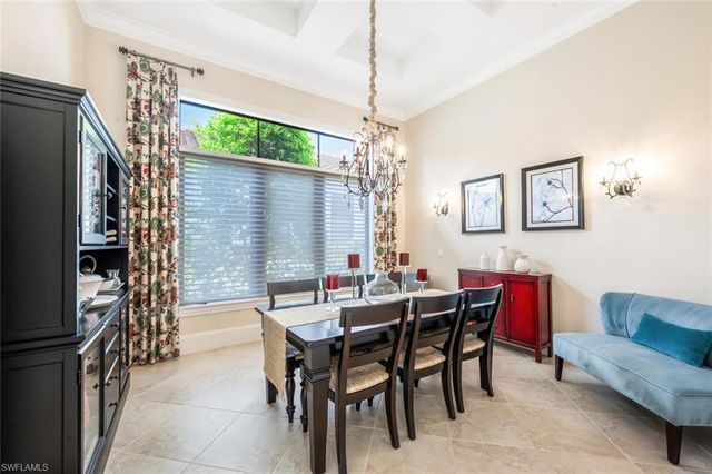 2343 Traditions CT, Naples, FL 34105