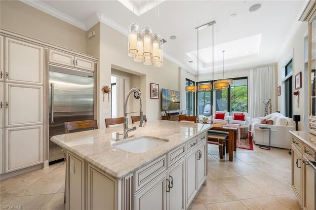 2343 Traditions CT, Naples, FL 34105