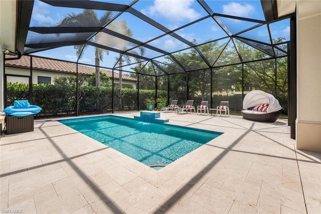 2343 Traditions CT, Naples, FL 34105