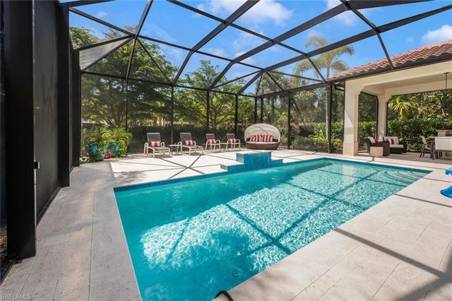 2343 Traditions CT, Naples, FL 34105