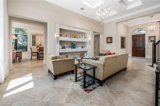 2343 Traditions CT, Naples, FL 34105